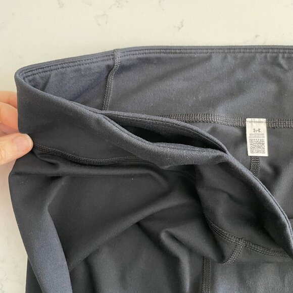 Under Armour Activewear Mid Rise Leggings Black Sz L - no fabric/size tag - Picture 5 of 9